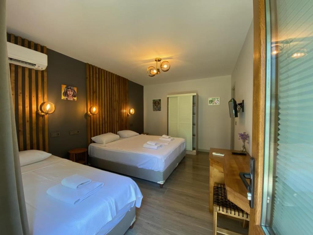 Elyada Otel Ve Bag Evi 8 Yas Ustu Bozcaada Eksteriør billede
