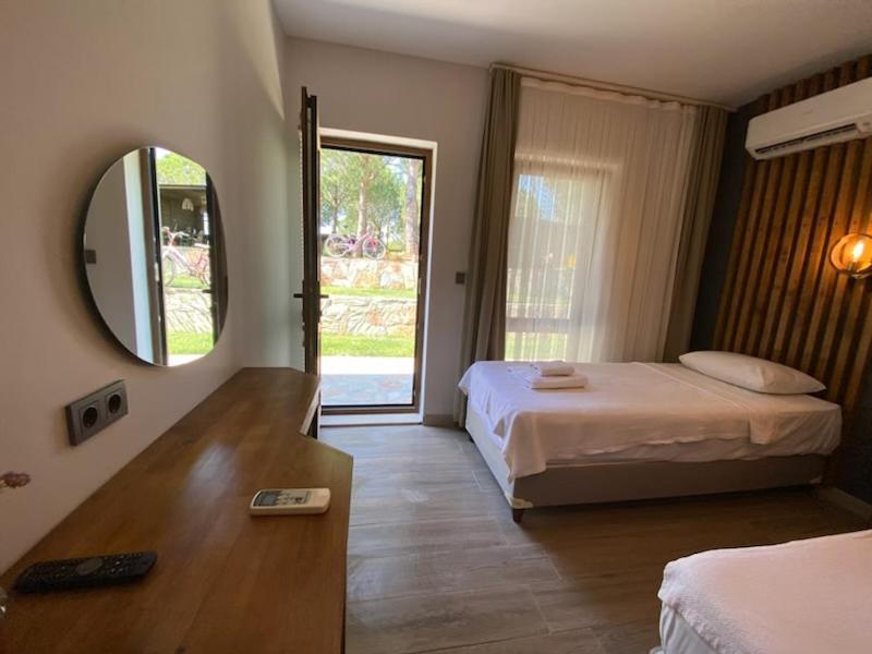 Elyada Otel Ve Bag Evi 8 Yas Ustu Bozcaada Eksteriør billede